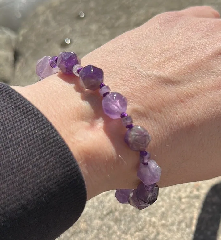 Amethyst magnetic bracelet