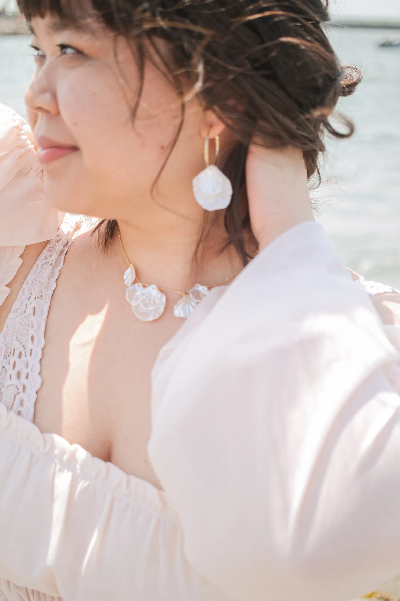 Aquamarine Necklace in Shell
