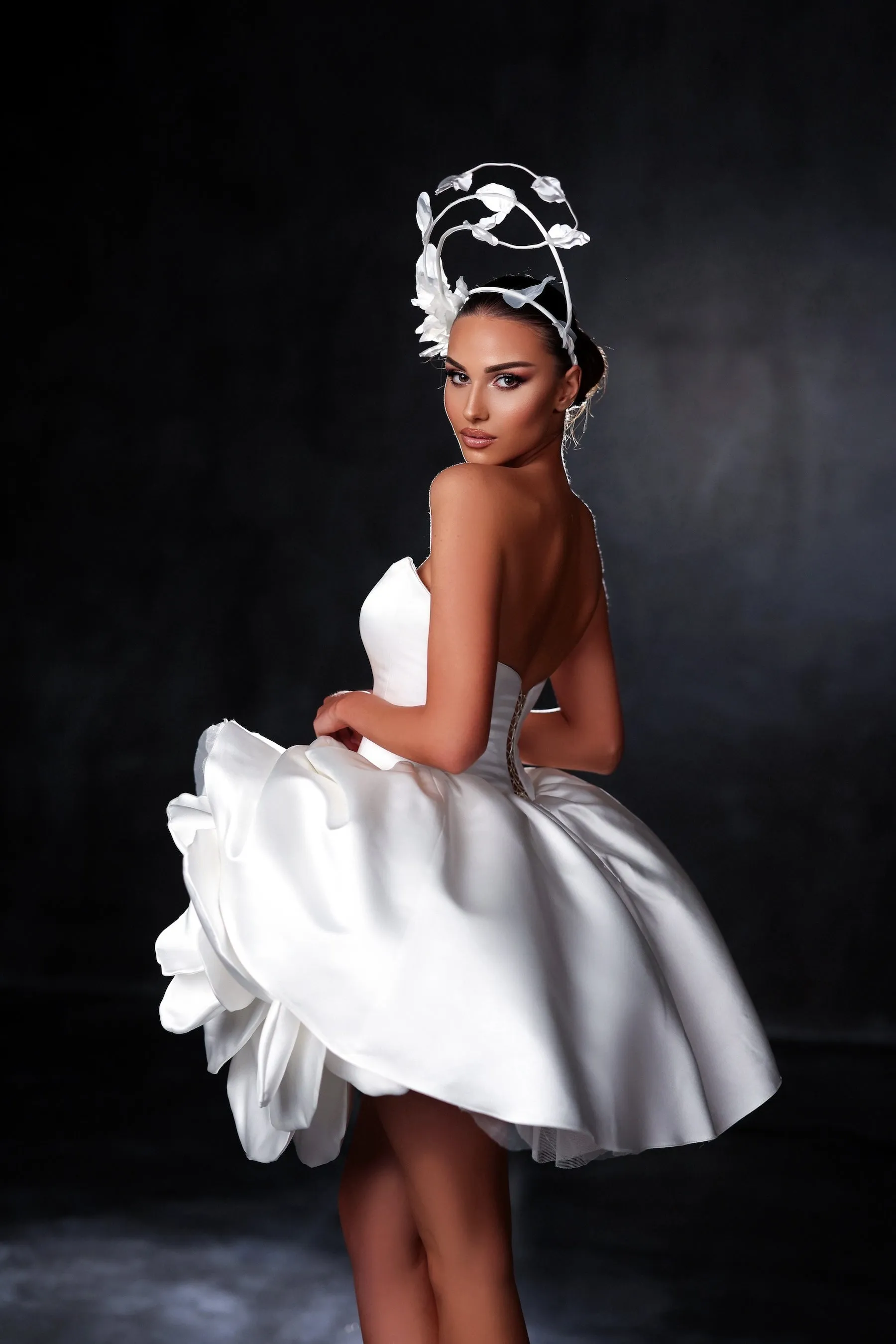 Camèlia — Unique Short Satin Wedding Dress