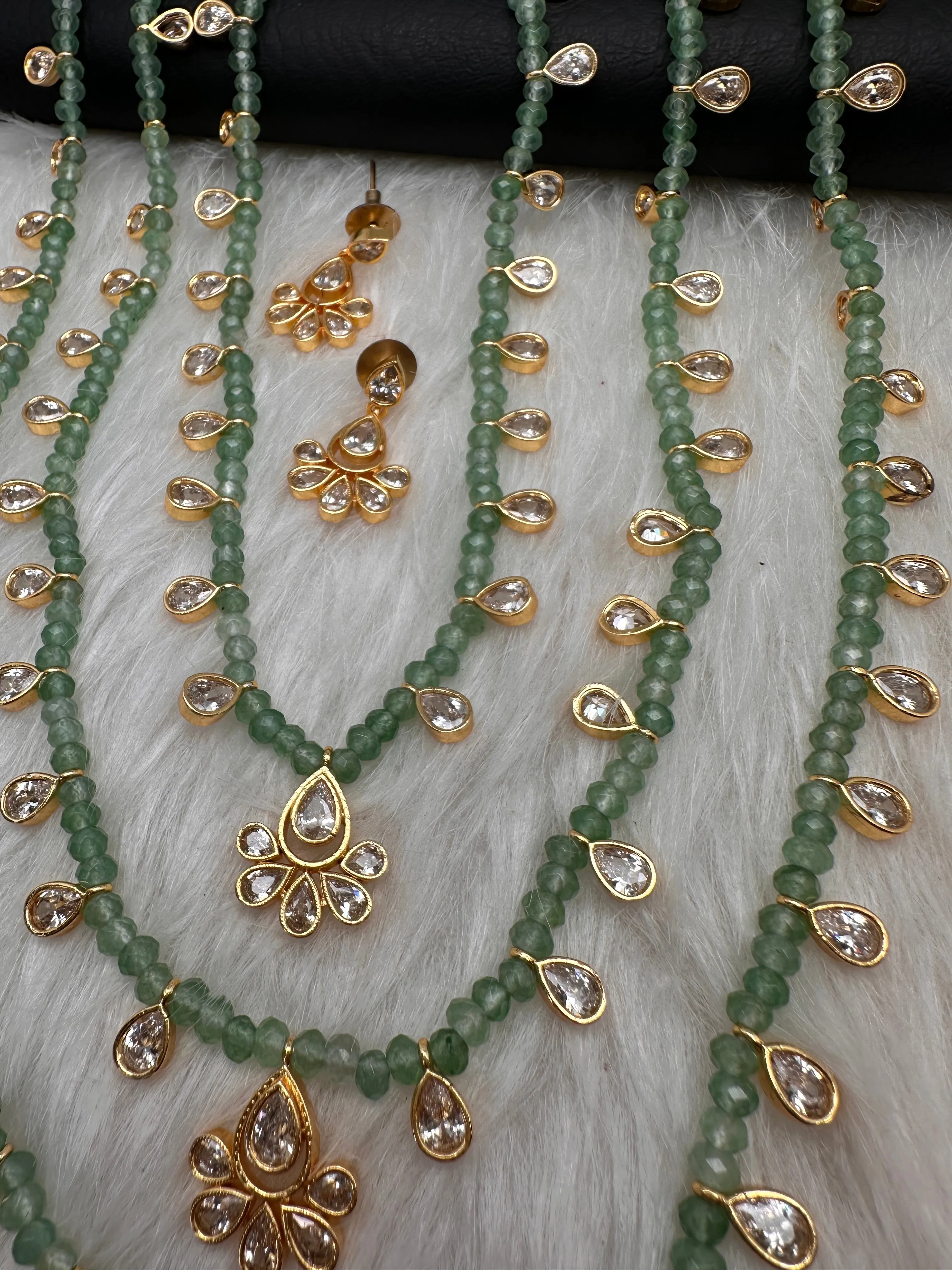 Multi layer Onyx Beads Teen Lada Necklace