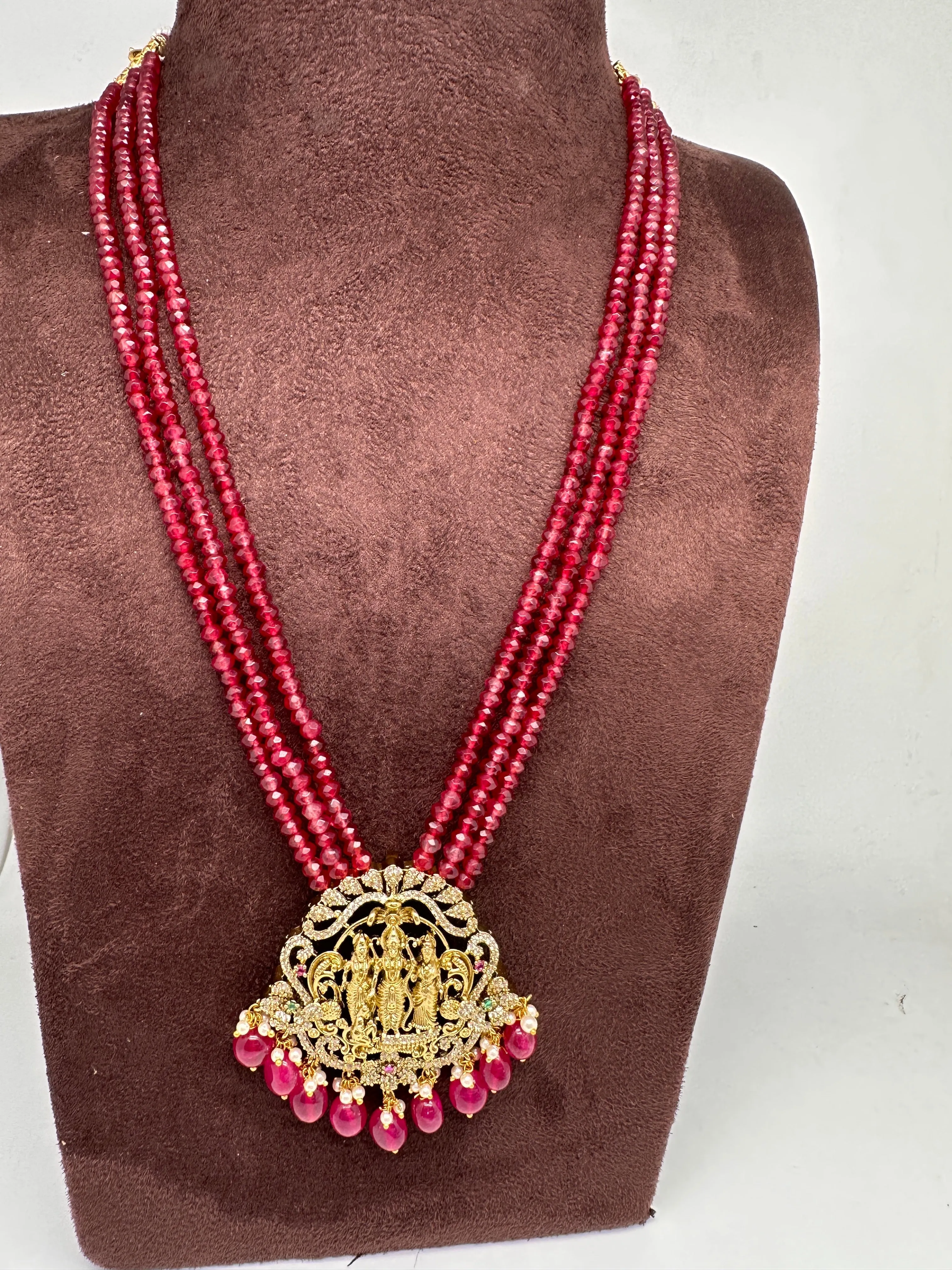 Nakshi Ram Parivar Red Onyx Beads Necklace
